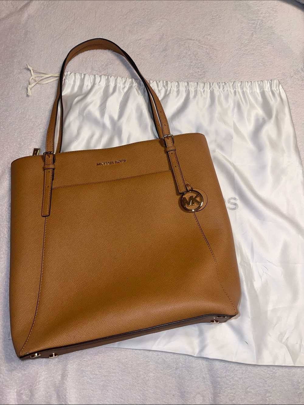 Michael Kors Voyager Large Leather Tote Bag Brown